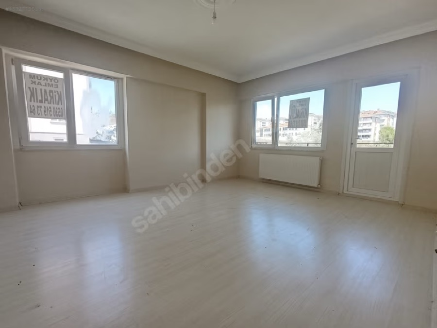 Camili Muhtarlık Yanı 3+1 Kiralık Daire